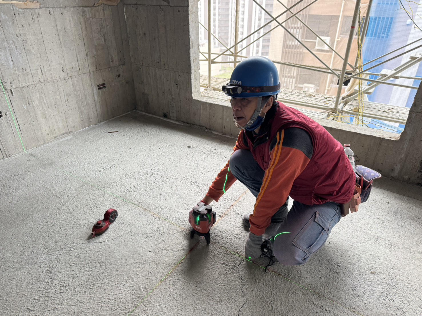 璞園畾畾青 A棟12F室內輕隔間放樣