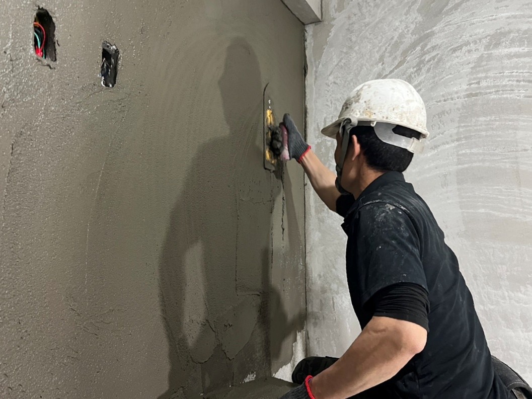 璞園畾畾青 2026.01.27 B棟8F樓梯牆面粉光施作