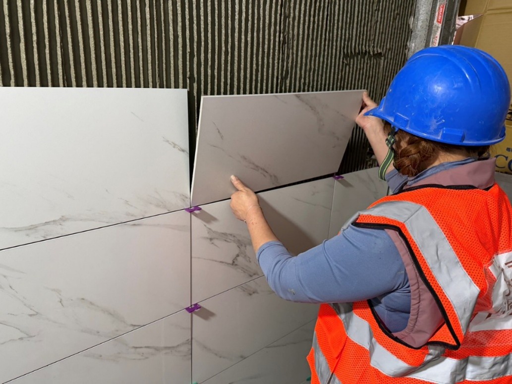 璞園畾畾青 2026.03.13 B棟10F廚房壁磚施作