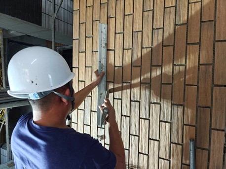 璞園畾畾青 2025.10.14 B棟第一階段外牆貼磚