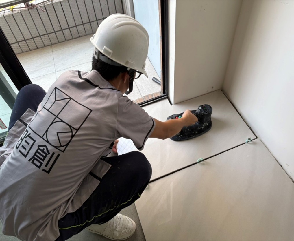 璞園畾畾青 2026.06.29 A棟7F室內地磚施作