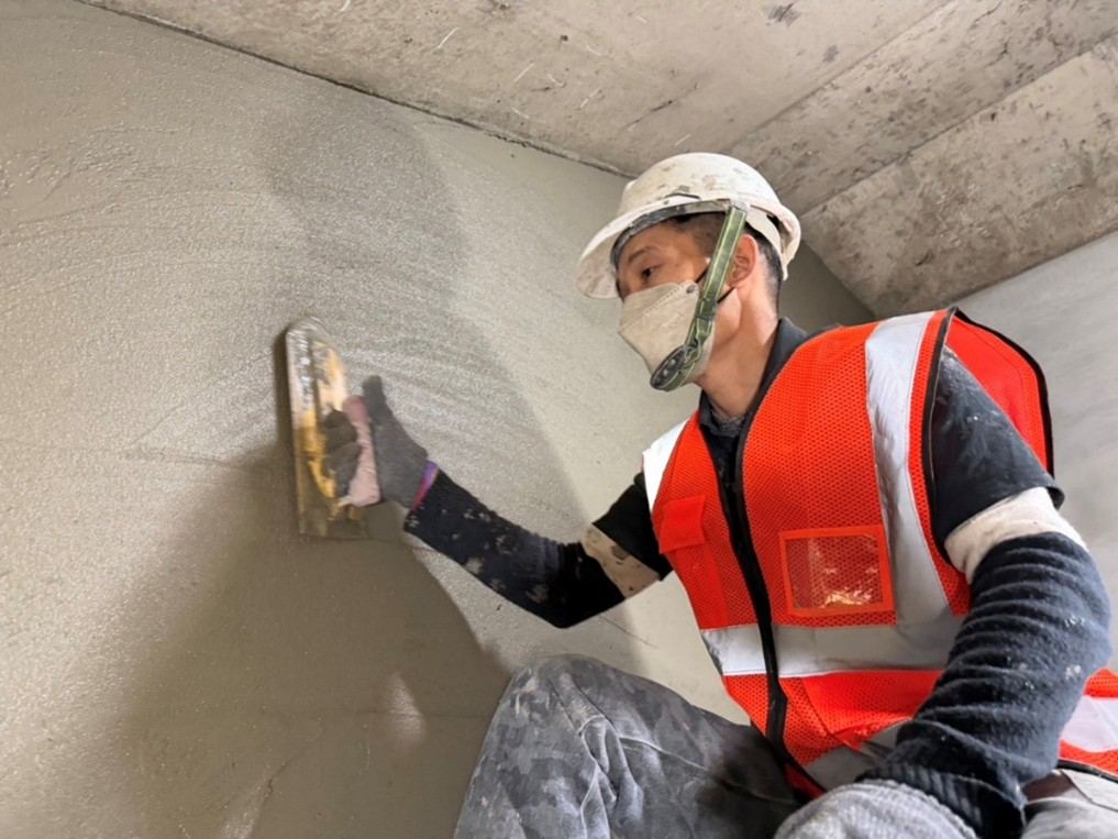 璞園畾畾青 2026.03.10 A棟9F乙梯牆面粉光施作