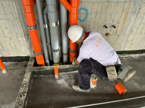 璞園喆里東 10F管道間防水施作
