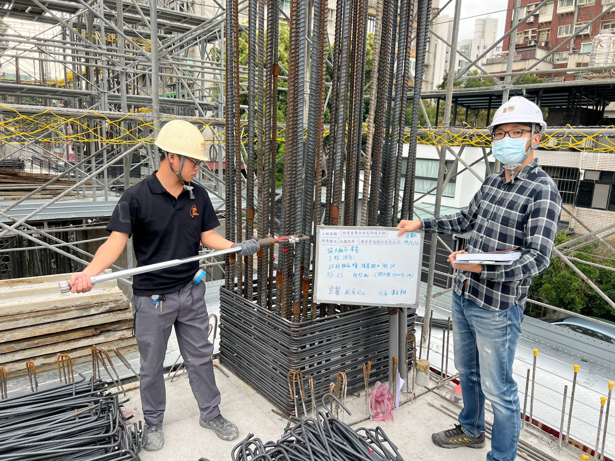 璞園喆里東 2F柱筋續接器扭力值測試