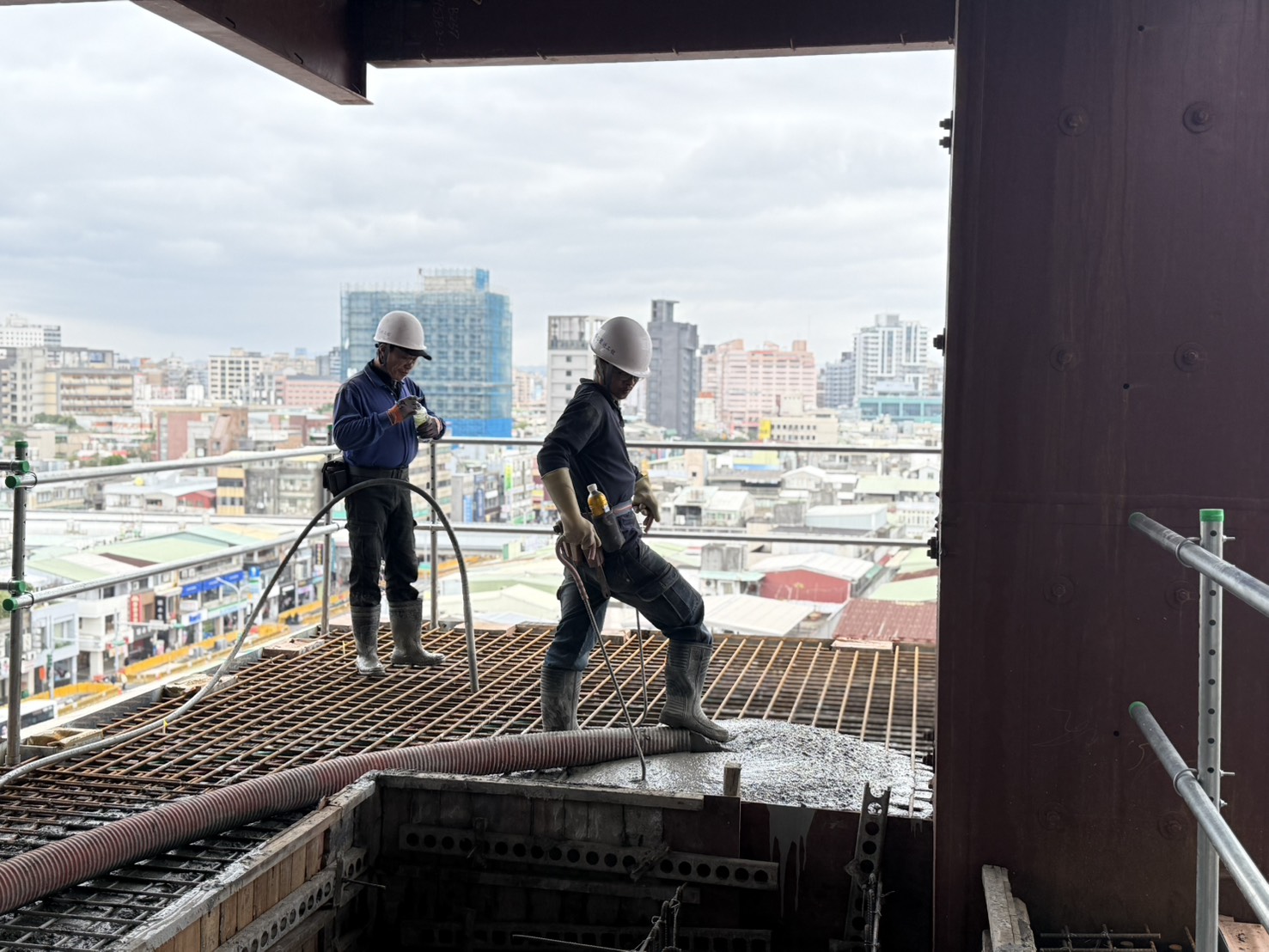 築觀 8FL混凝土澆置