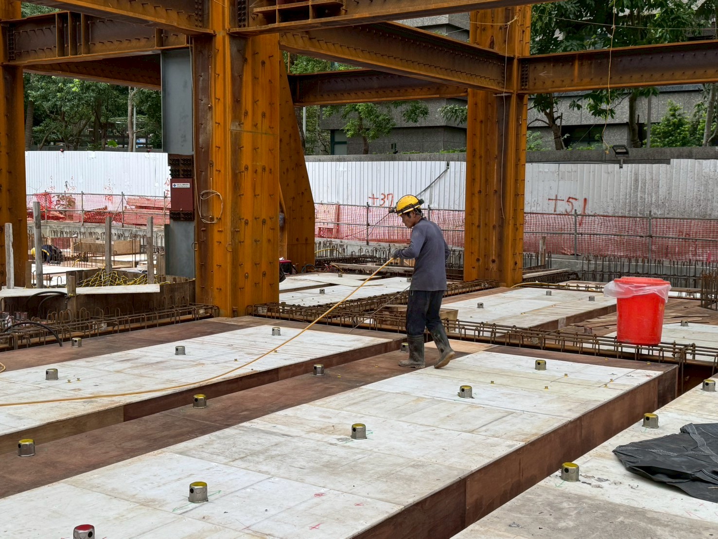 璞園泊隱 2025.11.01 1F版模清潔